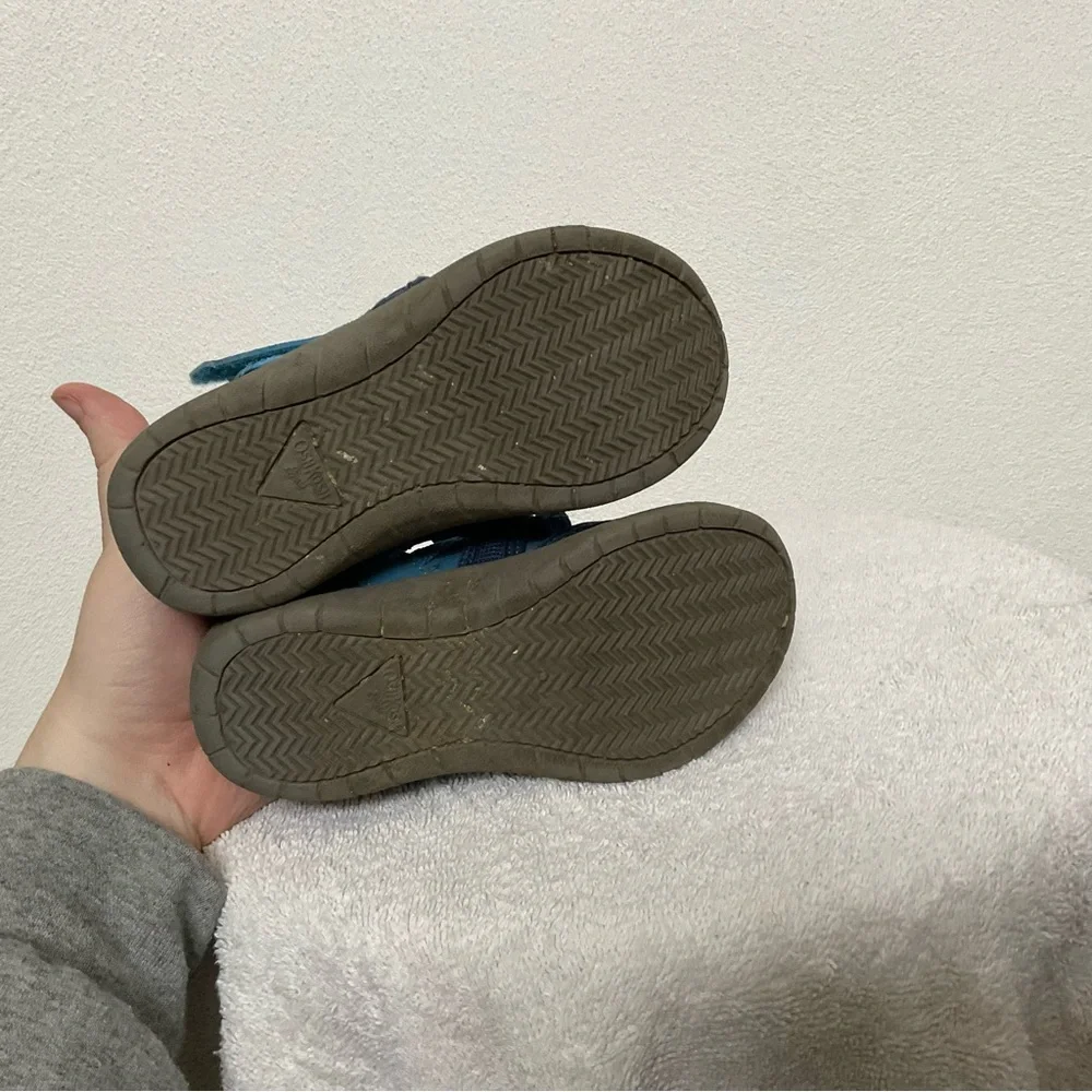Osh Kosh Myla Bkue, Grey Adjustable Strap Water Shoes Hard Soles Size 10m Sandal